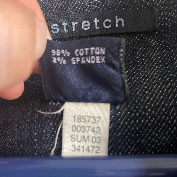 GAP Denim Jacket. Pre-Owned. - Picture 4 of 5